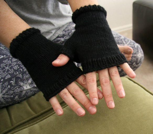 fingerless-mitts